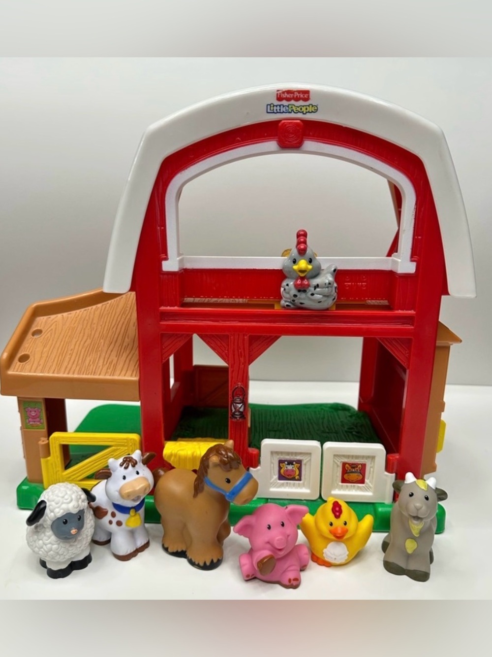 FISHER-PRICE - LITTLE PEOPLE FARM WITH 6 ANIMAL FIGURES
